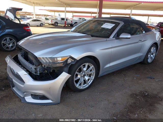 Ford Mustang Ecoboost Premium 2015 1FATP8UH7F5338746 Image 2