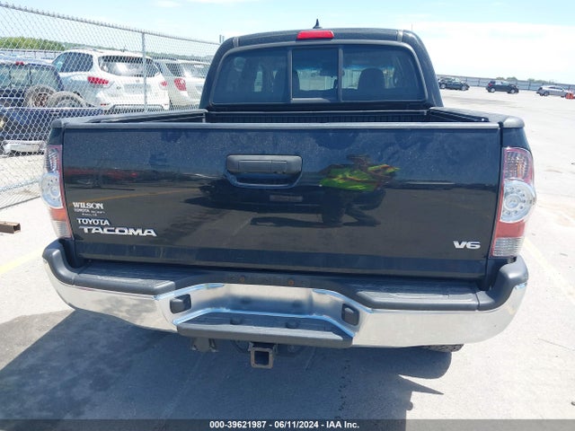 Toyota Tacoma Base V6 2015 3TMLU4EN4FM177007 Image 16