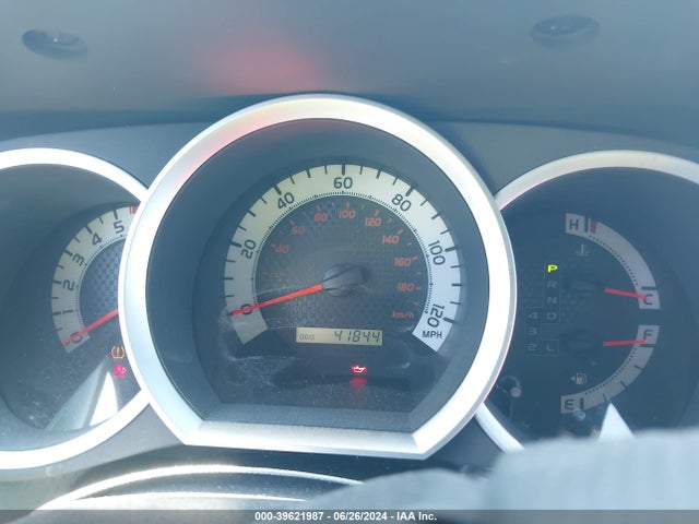 Toyota Tacoma Base V6 2015 3TMLU4EN4FM177007 Image 7