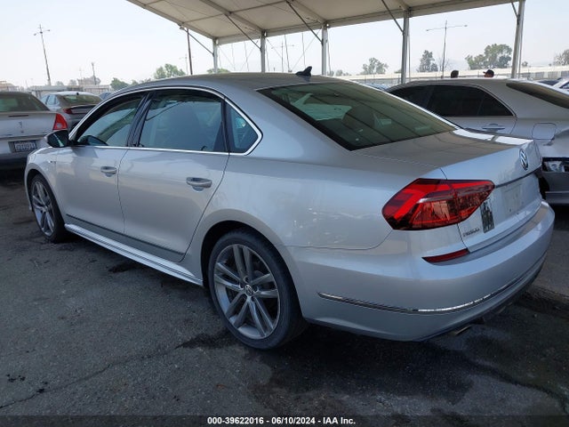 1VWDT7A30HC080773 Volkswagen Passat 1.8t R-line