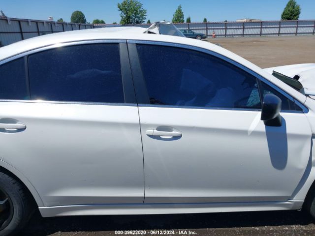 4S3BNAA62G3009021 Subaru Legacy 2.5i