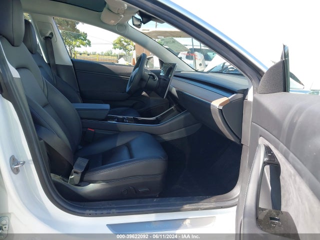 Tesla Model 3 Long Range/mid Range/standard Range/standard Range Plus 2019 5YJ3E1EA1KF484450 Image 5