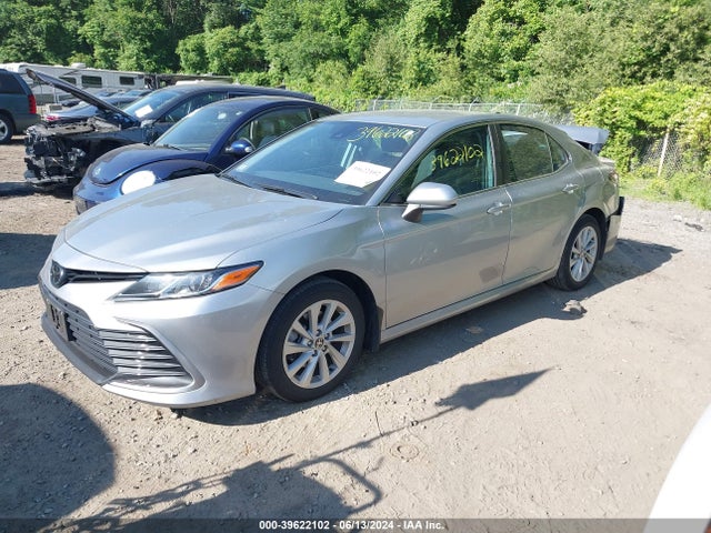 Toyota Camry Le Awd 2022 4T1C11BK8NU064152 Image 2