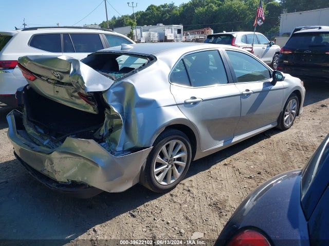 Toyota Camry Le Awd 2022 4T1C11BK8NU064152 Image 4