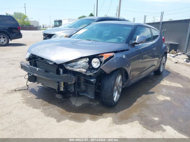 KMHTC6AD8HU305870 Hyundai Veloster