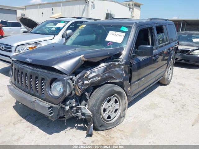 1C4NJPBA2HD115009 Jeep Patriot Sport Fwd
