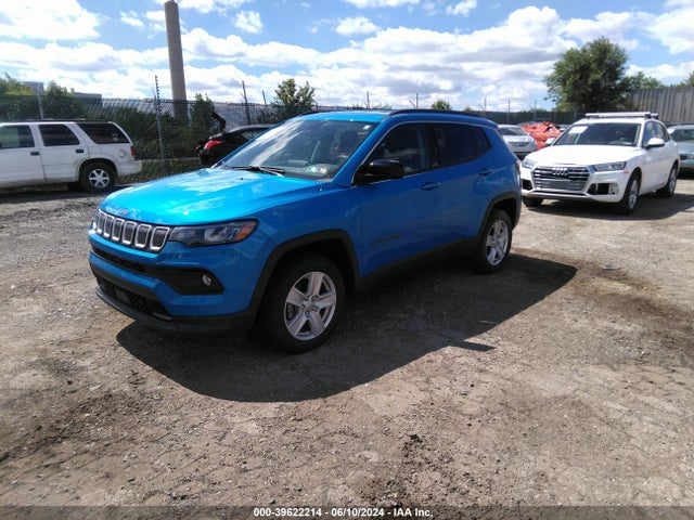 3C4NJDBB1NT154512 Jeep Compass Latitude 4x4