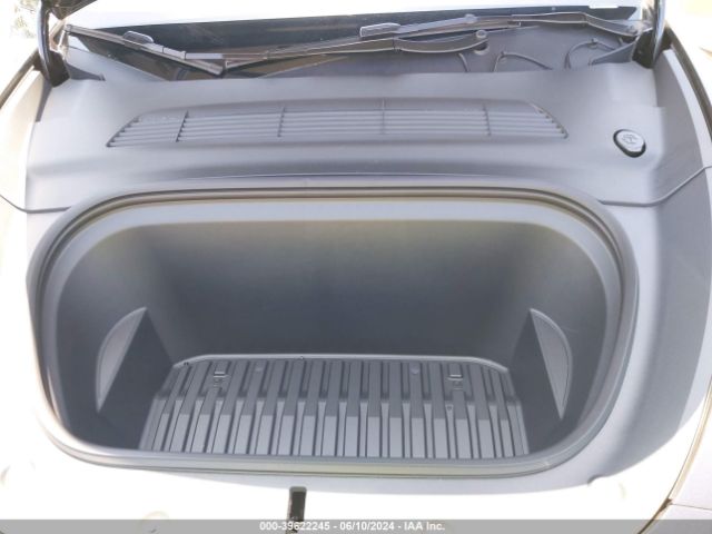 7SAYGDED0RF025001 Tesla Model Y Rwd