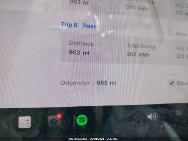 7SAYGDED0RF025001 Tesla Model Y Rwd