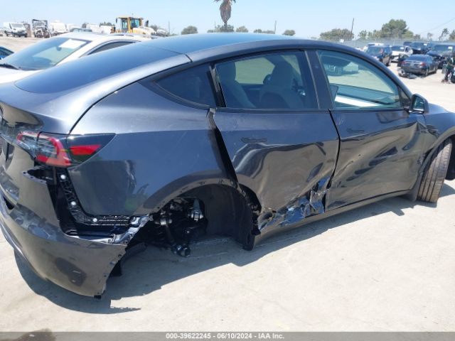 7SAYGDED0RF025001 Tesla Model Y Rwd