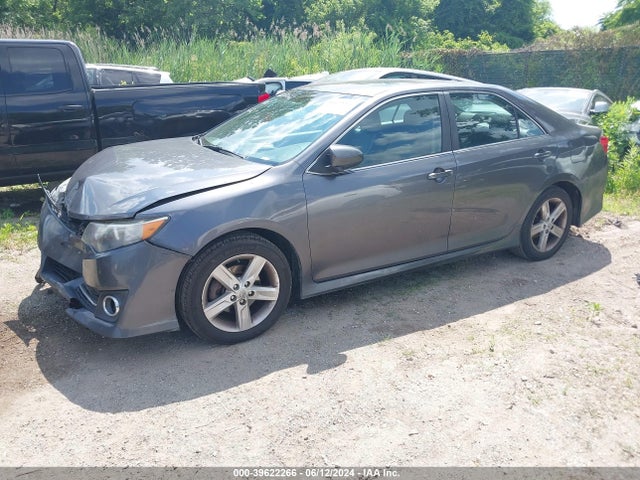 Toyota CAMRY SE 2014 4T1BF1FK3EU339661 Image 2