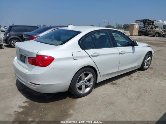 2013 BMW 328I WBA3C1C55DF439311 Photo 3