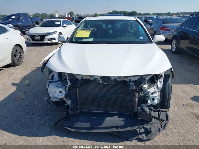 Toyota CAMRY LE 2020 4T1C11AK3LU928510 Image 12
