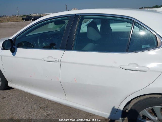 Toyota CAMRY LE 2020 4T1C11AK3LU928510 Image 14
