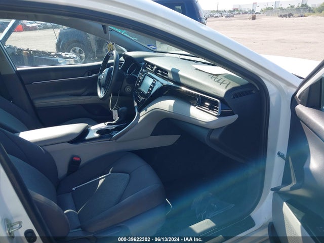 Toyota CAMRY LE 2020 4T1C11AK3LU928510 Image 5