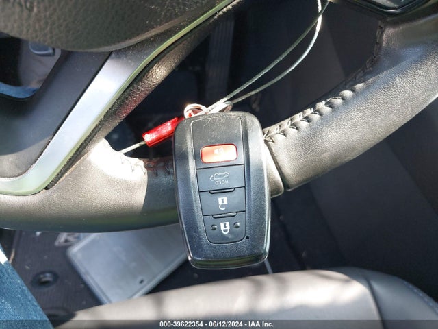 2T3EWRFV9KW009919 Toyota Rav4 Hybrid Xse