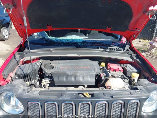 ZACCJBBB9JPH56197 Jeep Renegade Latitude 4x4