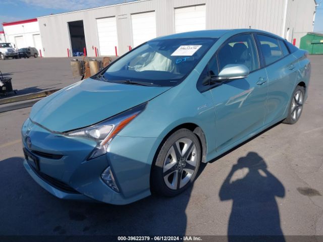 JTDKARFU3G3018215 Toyota Prius Three Touring
