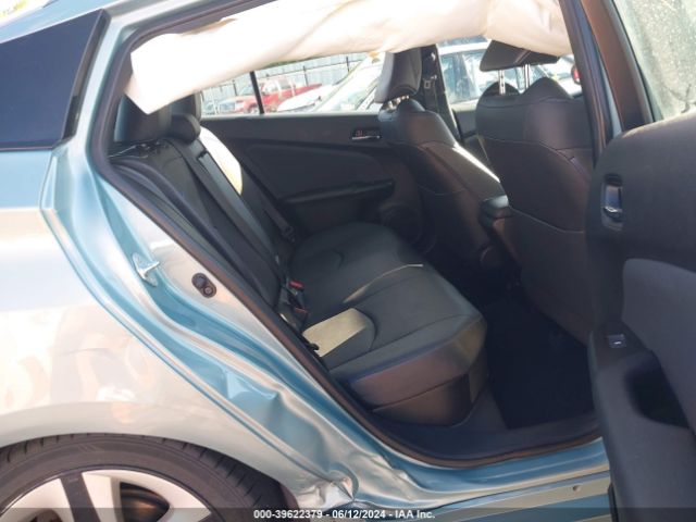 JTDKARFU3G3018215 Toyota Prius Three Touring
