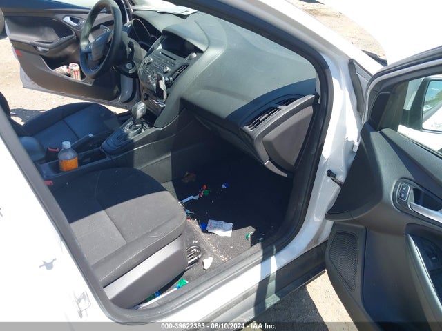 Ford FOCUS SE 2016 1FADP3F2XGL239903 Image 5
