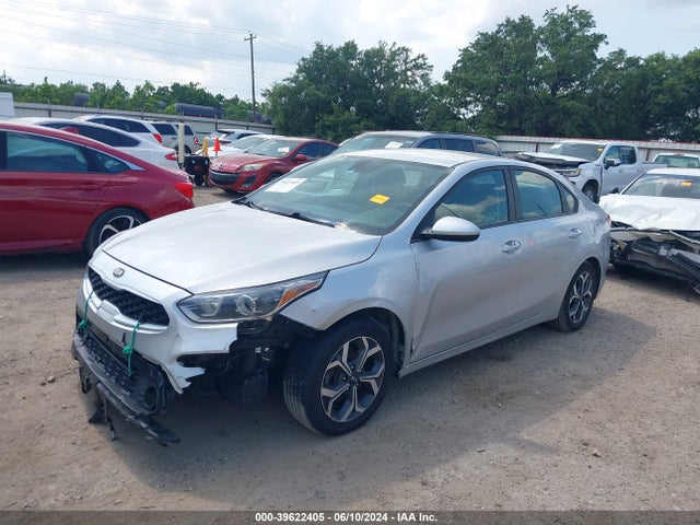 KIA Forte Lxs 2019 3KPF24AD0KE083890 Image 2