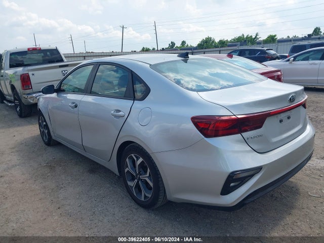 KIA Forte Lxs 2019 3KPF24AD0KE083890 Image 3
