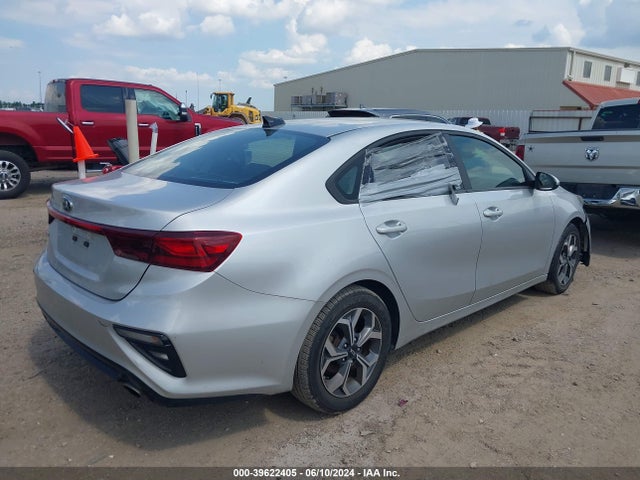 KIA Forte Lxs 2019 3KPF24AD0KE083890 Image 4
