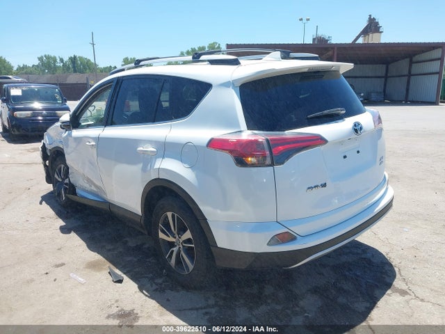 Toyota Rav4 Xle 2016 JTMRFREV9GD183304 Image 3