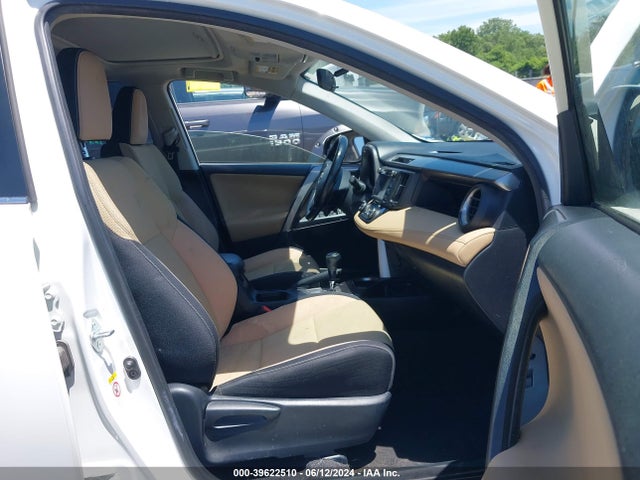 Toyota Rav4 Xle 2016 JTMRFREV9GD183304 Image 5