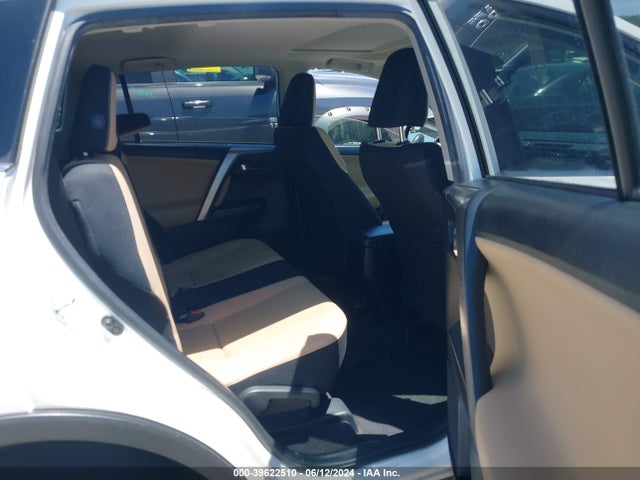 Toyota Rav4 Xle 2016 JTMRFREV9GD183304 Image 8