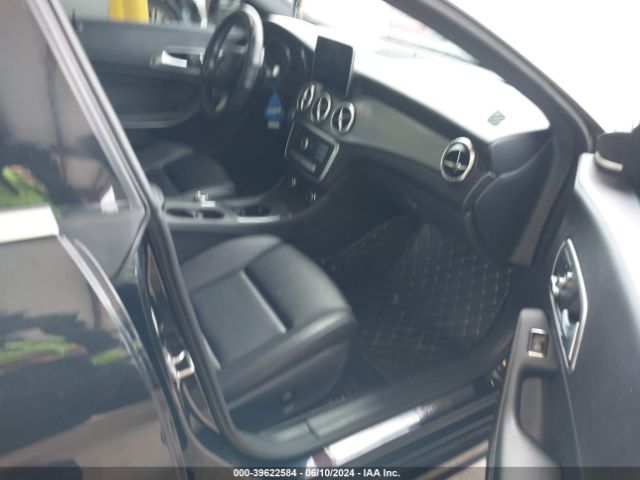 WDDSJ4GB9JN655644 Mercedes-Benz CLA 250 4MATIC