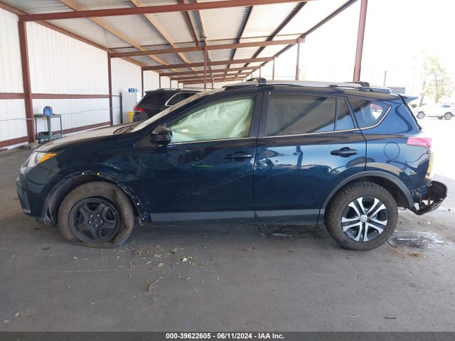 Toyota RAV4 LE 2017 JTMBFREV0HJ150891 Image 14