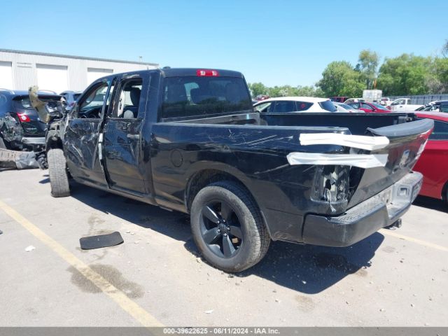 1C6RR7FG0JS235747 RAM 1500 St