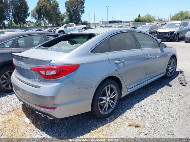 Hyundai Sonata Sport 2.0t 2017 5NPE34AB5HH522450 Image 4