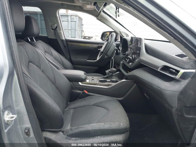 Toyota Highlander Hybrid Platinum 2024 5TDEBRCH7RS603351 Image 5