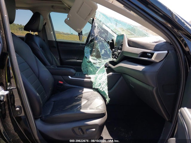 Toyota Highlander Xle 2022 5TDHZRAH0NS559943 Image 5