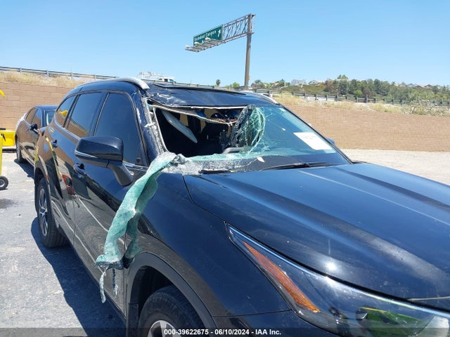 Toyota Highlander Xle 2022 5TDHZRAH0NS559943 Image 6