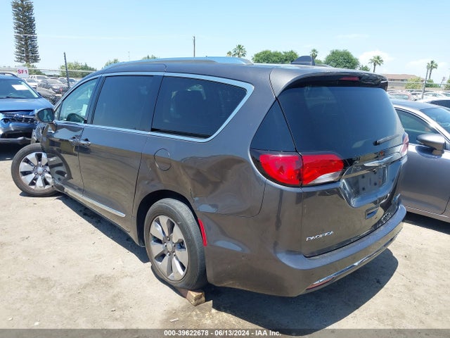 2C4RC1N76JR213701 Chrysler Pacifica Hybrid Limited