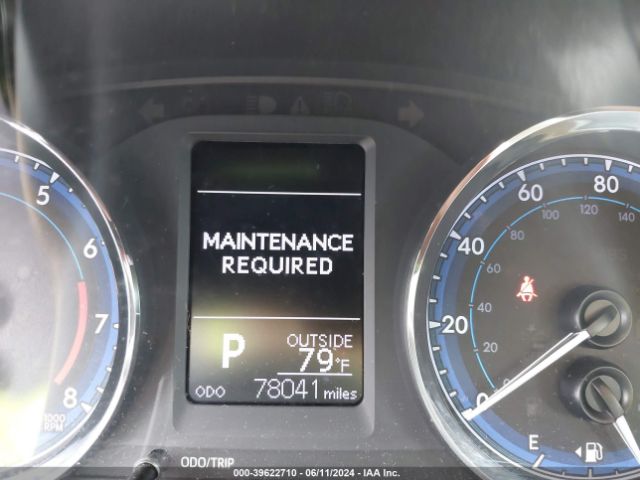 2T1BURHE2KC235977 Toyota COROLLA LE
