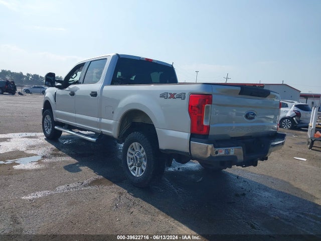 Ford F-250 Xlt 2017 1FT7W2B63HEE53845 Image 3