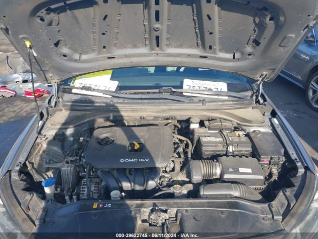 KMHD74LF6HU085916 Hyundai ELANTRA SE