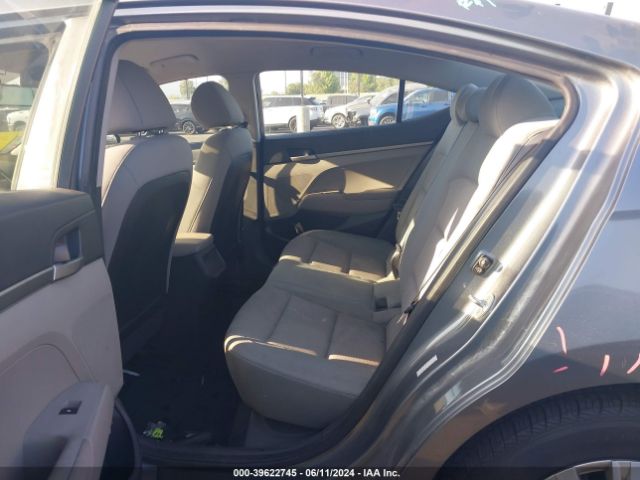 KMHD74LF6HU085916 Hyundai ELANTRA SE