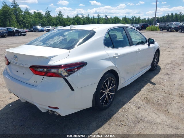4T1G11AK6NU037275 Toyota CAMRY SE