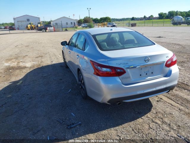 1N4AL3AP1JC179017 Nissan Altima 2.5 Sl