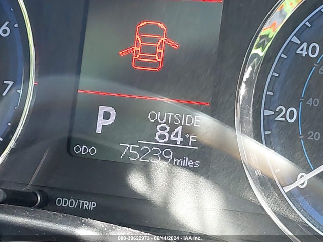 Toyota COROLLA LE 2019 5YFBURHE1KP887117 Image 15