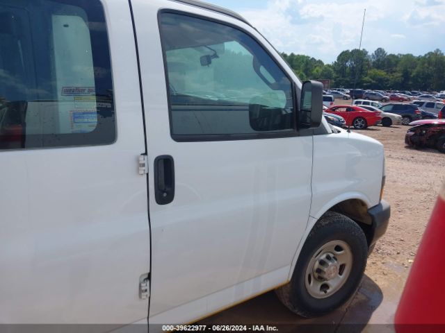 1GCWGBFG5K1313838 Chevrolet Express 2500 Work Van