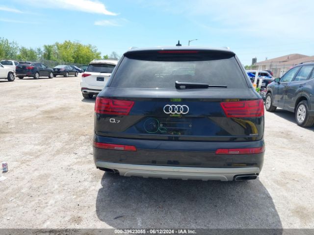 WA1AHAF71KD037748 Audi Q7 45 Premium