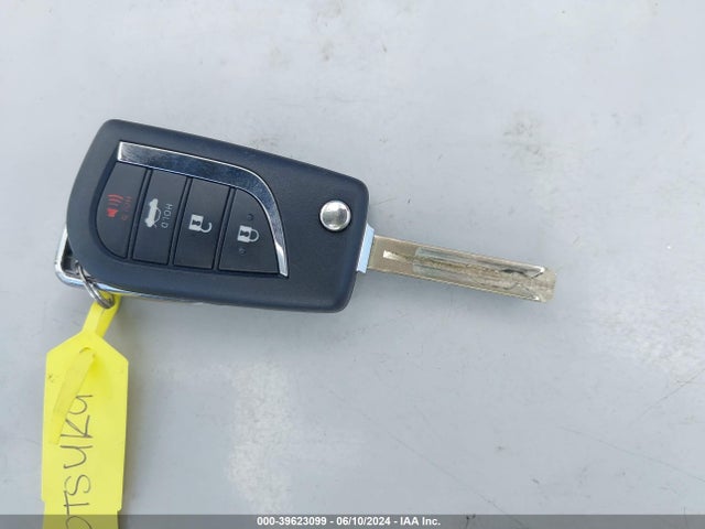 Toyota CAMRY L 2018 4T1B11HK3JU035459 Image 11