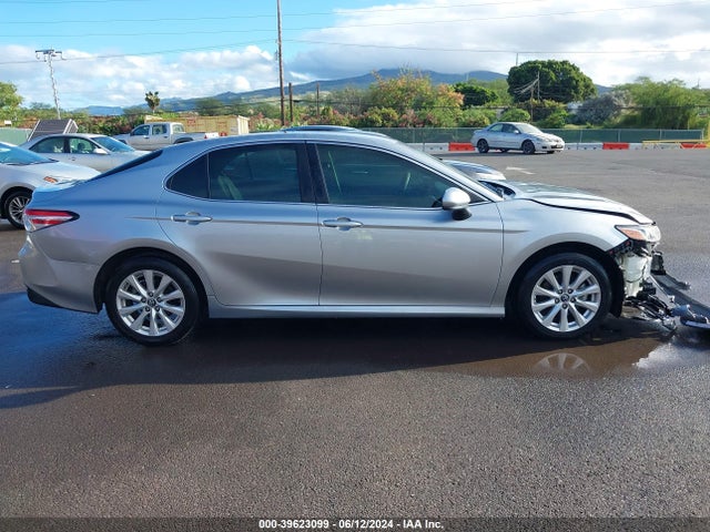 Toyota CAMRY L 2018 4T1B11HK3JU035459 Image 14