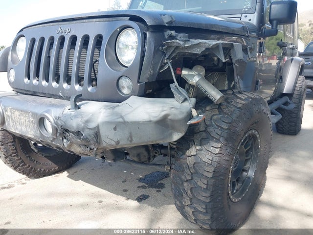 1C4BJWDG8GL192485 Jeep Wrangler Unlimited Freedom